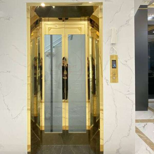 Thang máy tải khách